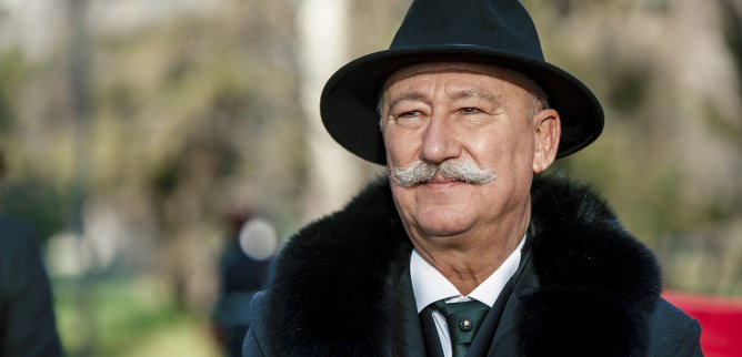 Турецкий сериал Права на престол Абдулхамид 135 серия