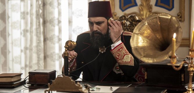 Турецкий сериал Права на престол Абдулхамид 144 серия